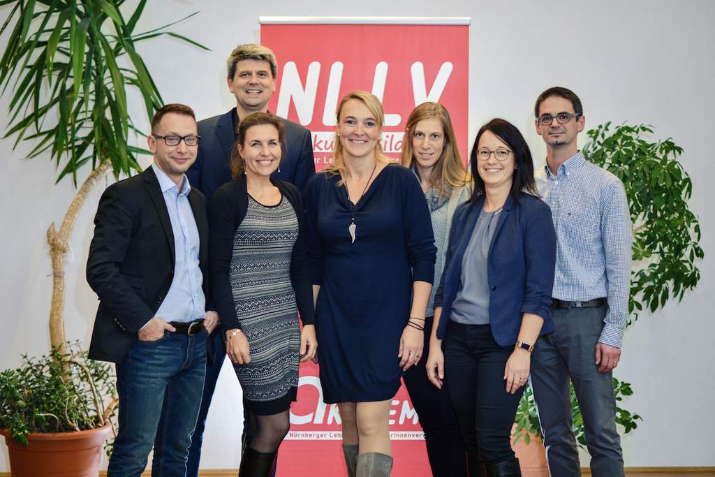 Herzlich willkommen beim Nürnberger Lehrer- und Lehrerinnenverein (NLLV) Herzlich willkommen beim Nürnberger Lehrer- und Lehrerinnenverein (NLLV)